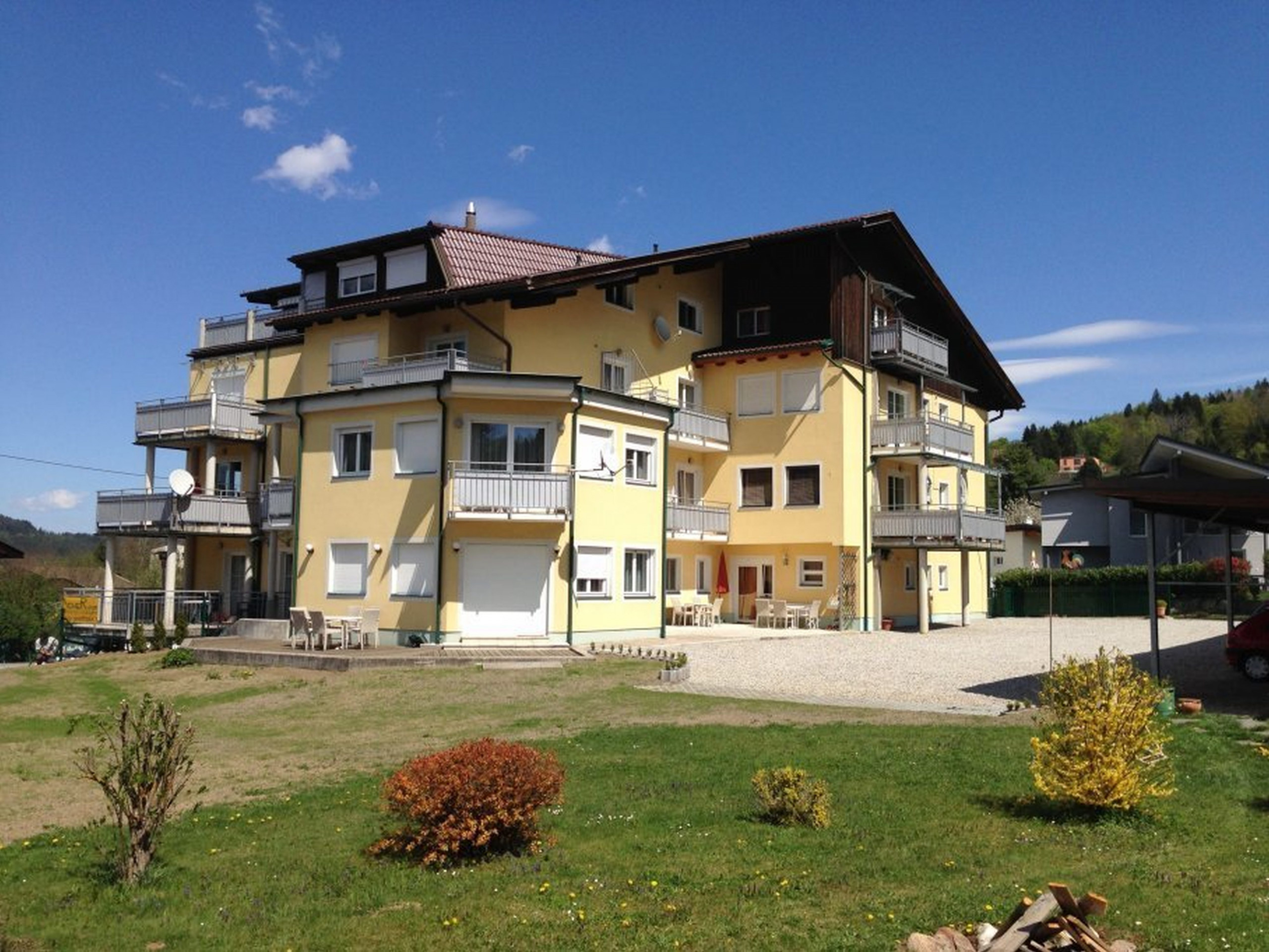 Charmantes Studio & Familienaparment Reifnitz Außenansicht